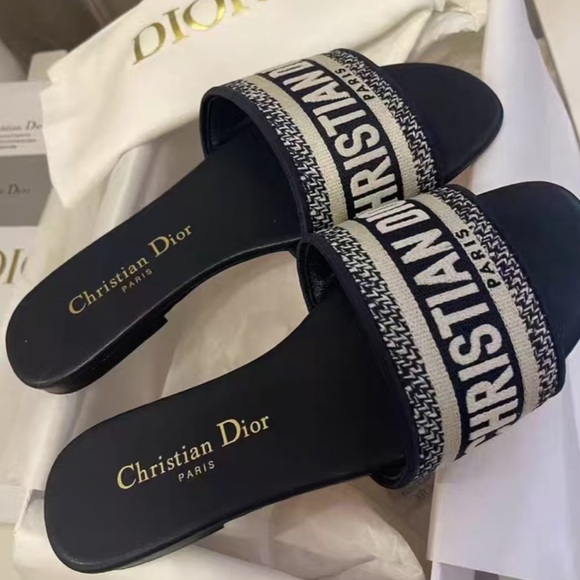 Dior Women's Black and White Slide Sandals - Picture 2 of 4